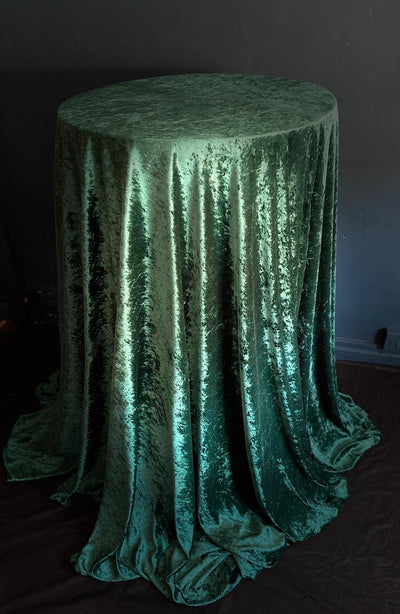 Emerald crushed velvet table cloth for hire, Rock The Day | party props Essex | event prop hire | wedding hire